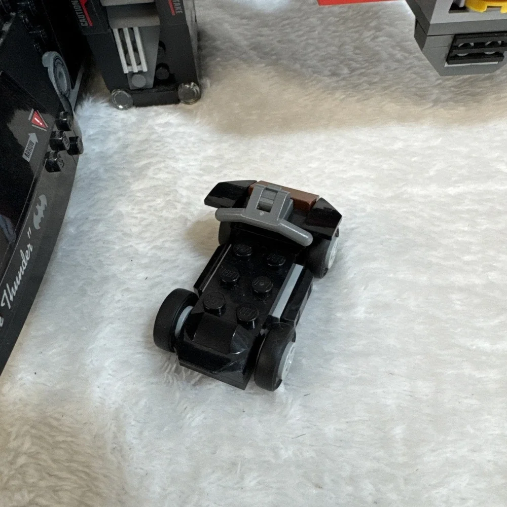 LEGO Batman Movie Batwing 70916 Batman Robin Minifigures Car Instructions